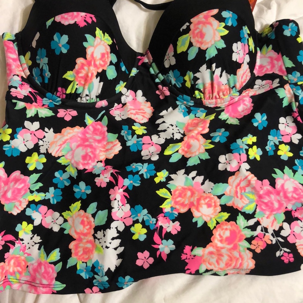 Swim suit top